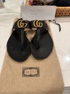 Gucci GG Marmont Double G leather thong sandals- Size 38.5